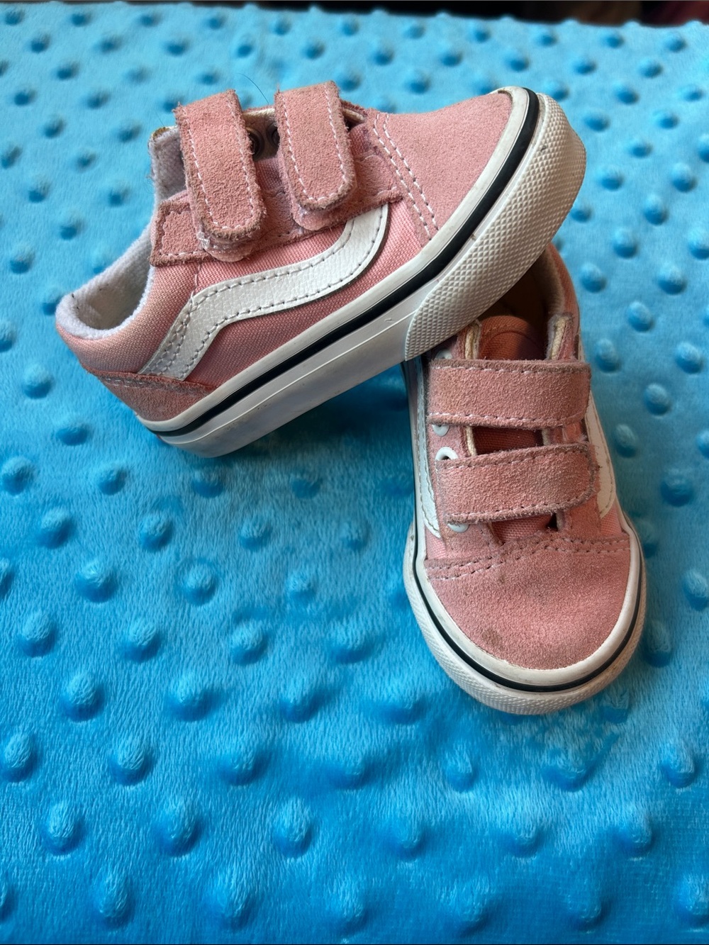 Vans Kids Pink Velcro Skate-Style Sneakers with White Stripe